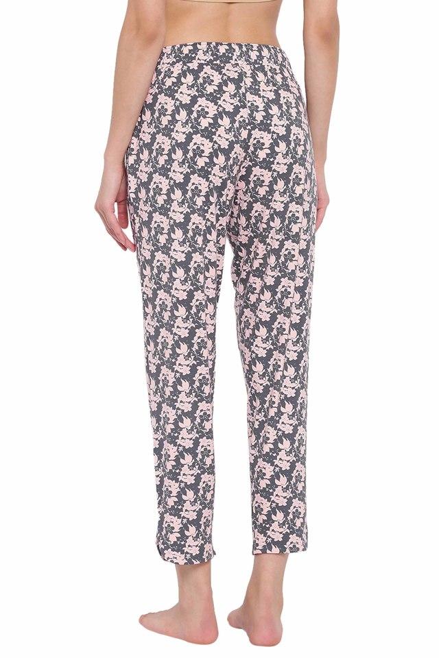 Aggregate more than 78 winter track pants womens latest in.eteachers