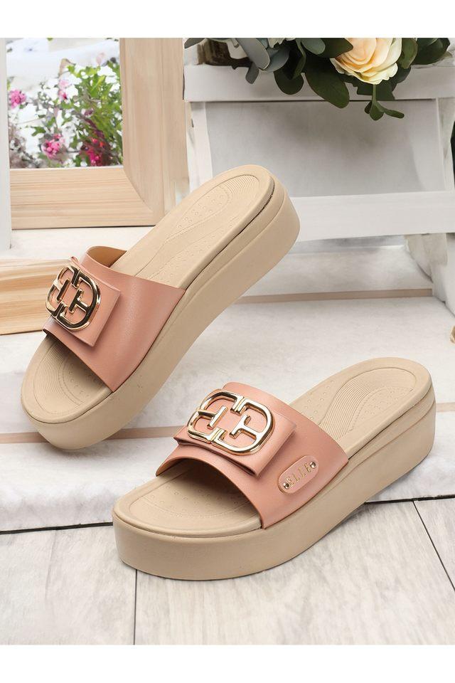 Shoppers stop sandals shop