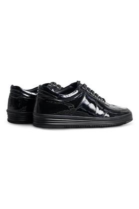 Mens black patent leather best sale nike sneakers