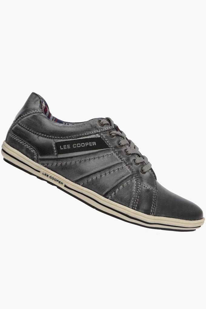 Lee cooper shoes shoppers stop hot sale