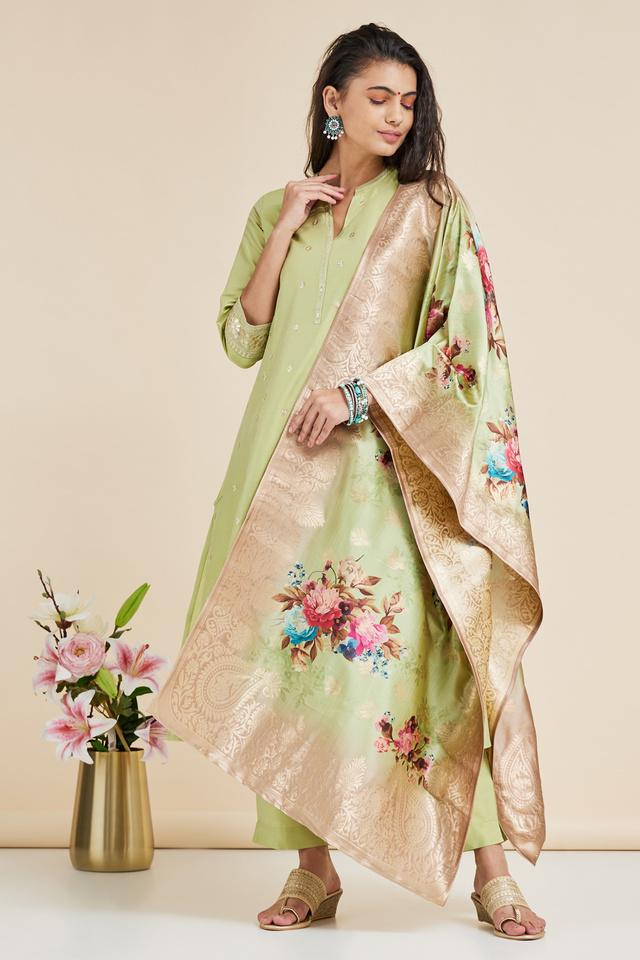 Shoppers stop 2025 ethnic collection