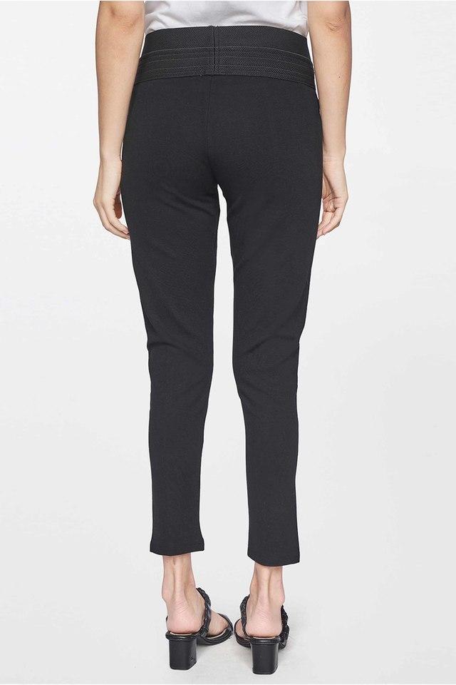 Aggregate more than 62 ladies black tapered trousers best - in.cdgdbentre