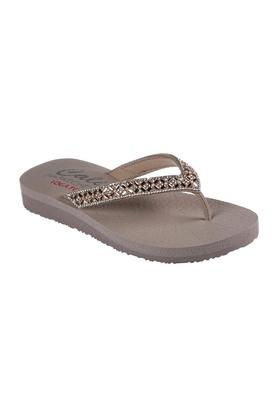 Skechers yoga max flip flops hot sale