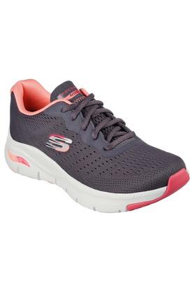 Lace Up  SKECHERS