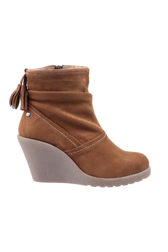 Tie best sale wedge booties