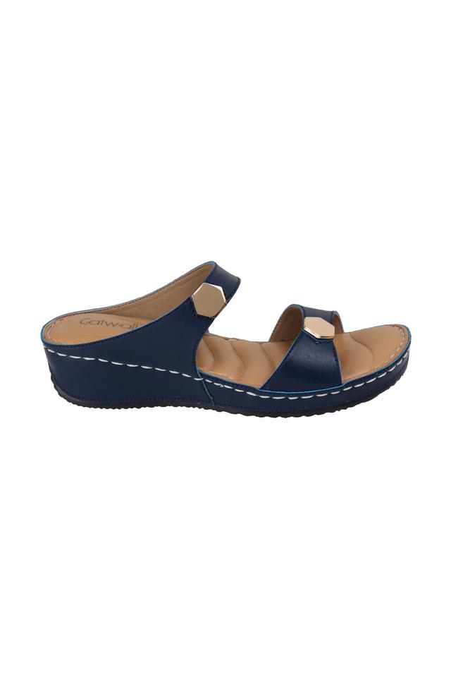 Two Strap Sandals - Crocs™ India