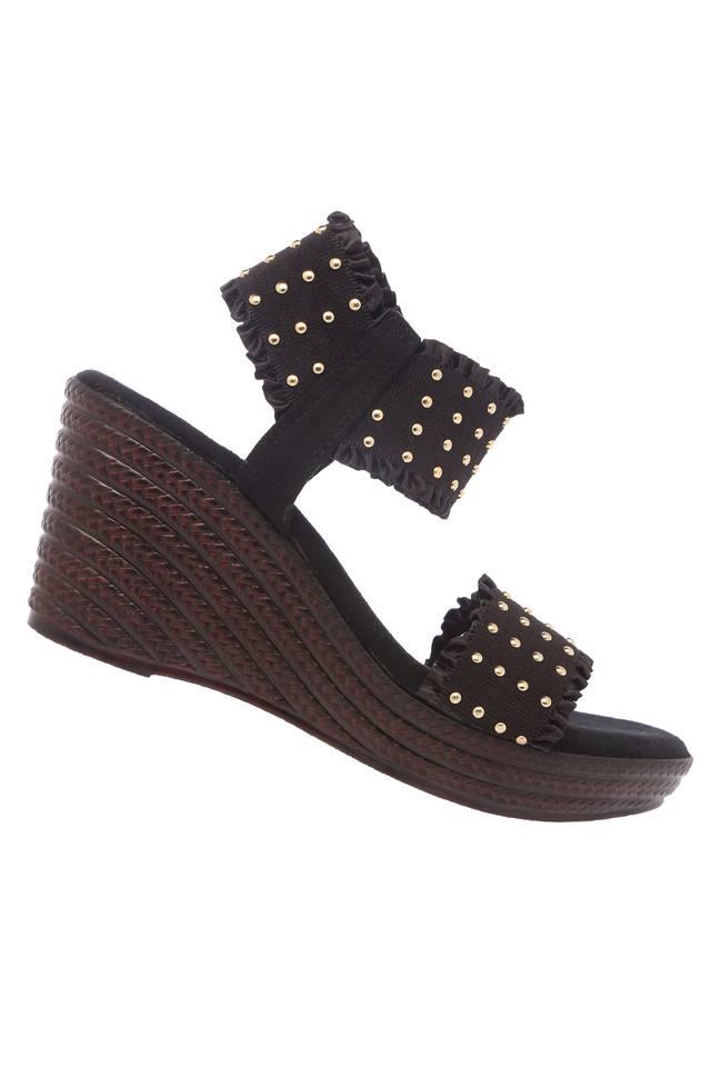 Studded best sale sandals women