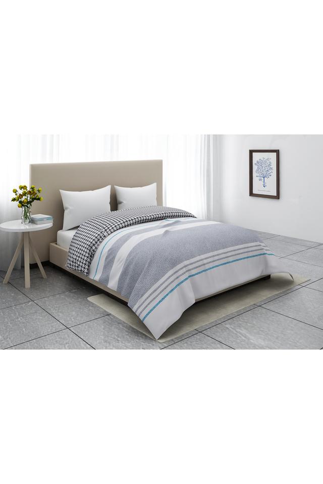 Buy PORTICO Stripe Double Comforter Cover Shoppers Stop