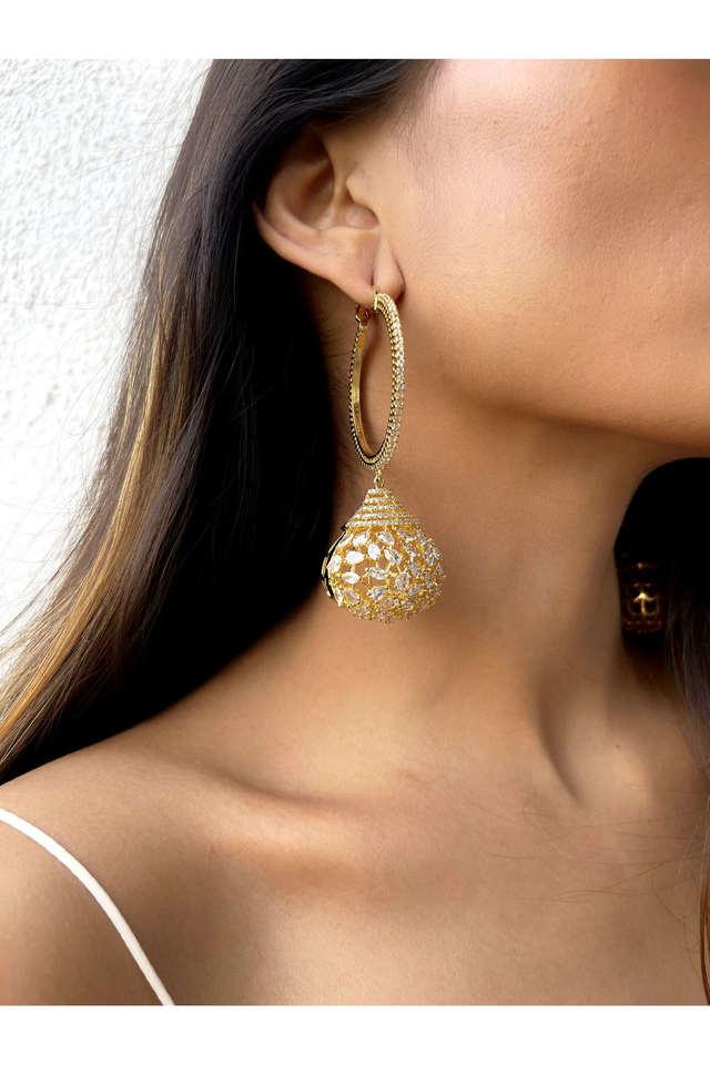 Amazon.com: LoveNspire Ethnic Chandelier Earrings, Gold Plated Ethnic  Traditional South Indian Jewellry,tops Earring, Womens Earrings, Gold  Earing, Earings Jewelry, Jhumkas, Ear Rings,punjabi Pakistani: Clothing,  Shoes & Jewelry