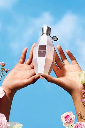 Flowerbomb dew 2024 viktor and rolf