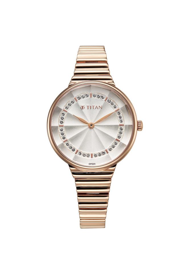 Buy TITAN Aura 39 x 9.1 x 34 mm Silver White Dial Stainless Steel Analogue Watch For Women 95245WM02 Shoppers Stop