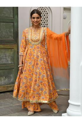 Shoppers stop shop salwar suits