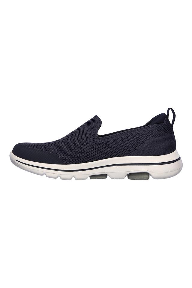 Skechers flat 2025 knit slip on