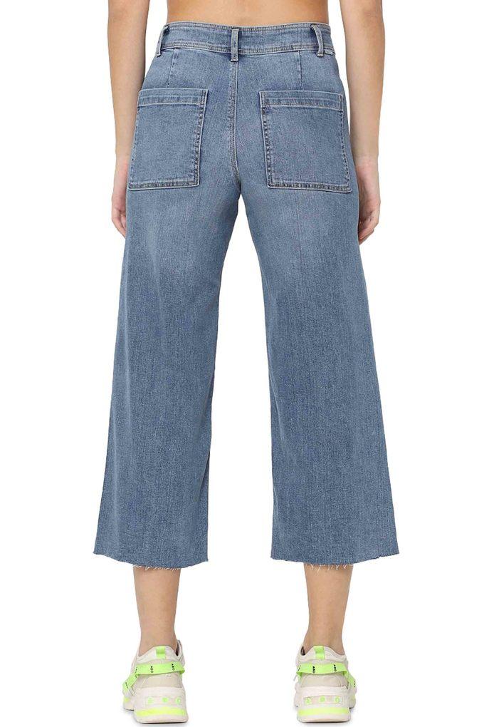 Loose ankle length store jeans