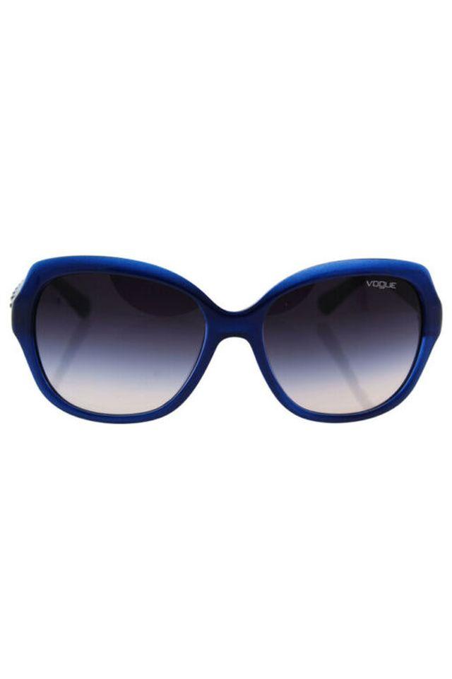 Vogue best sale oversized sunglasses