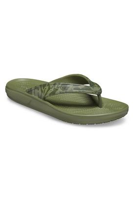 Camo croc flip flops sale