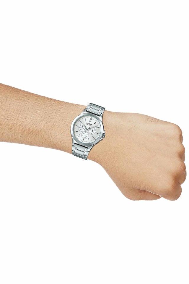 Buy CASIO Mens Enticer MTP V300D 7AUDF A1174 Enticer Watch Shoppers Stop