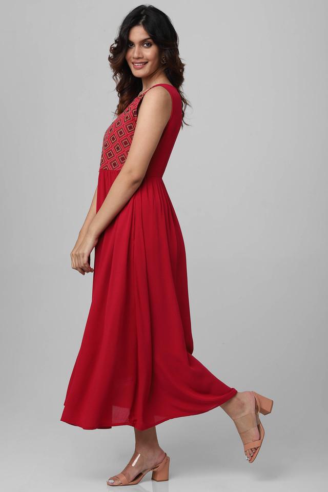 Buy HAUTE CURRY Red Yarn Dyed Ankle Length Casual Wear Gather Dress |  Shoppers Stop