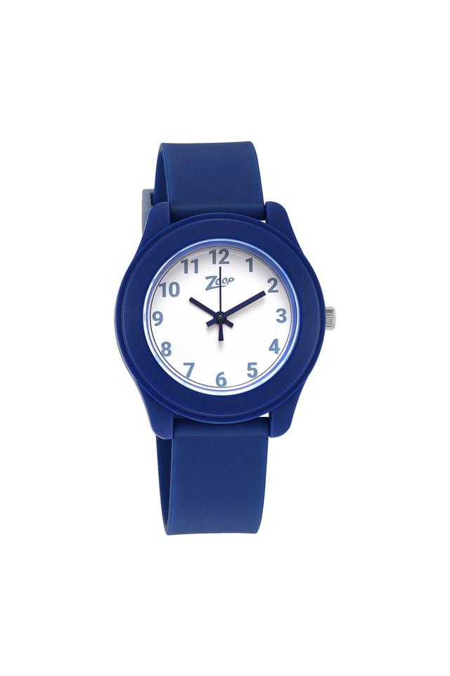 Trending Square Color Analog Wrist Watch For Kids Boys & Men's Watches at  Rs 58/piece | Nawada | New Delhi | ID: 2851027012530