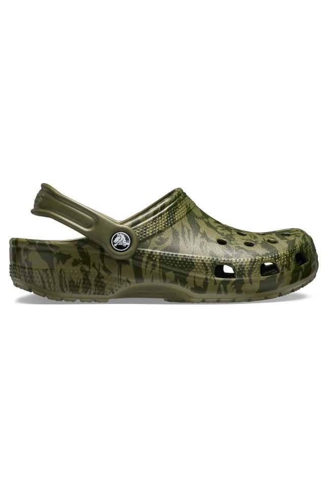 Camo croc flip outlet flops