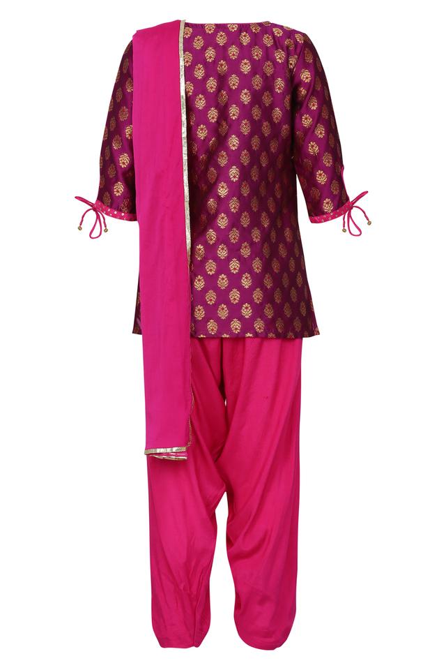 Shoppers stop deals salwar suits