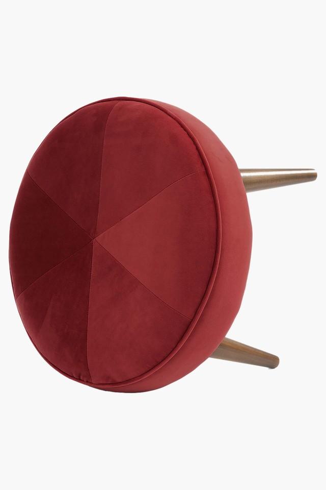 Pouf discount perfume store