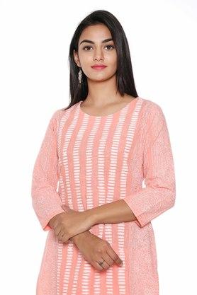 Suti on sale brand kurtis