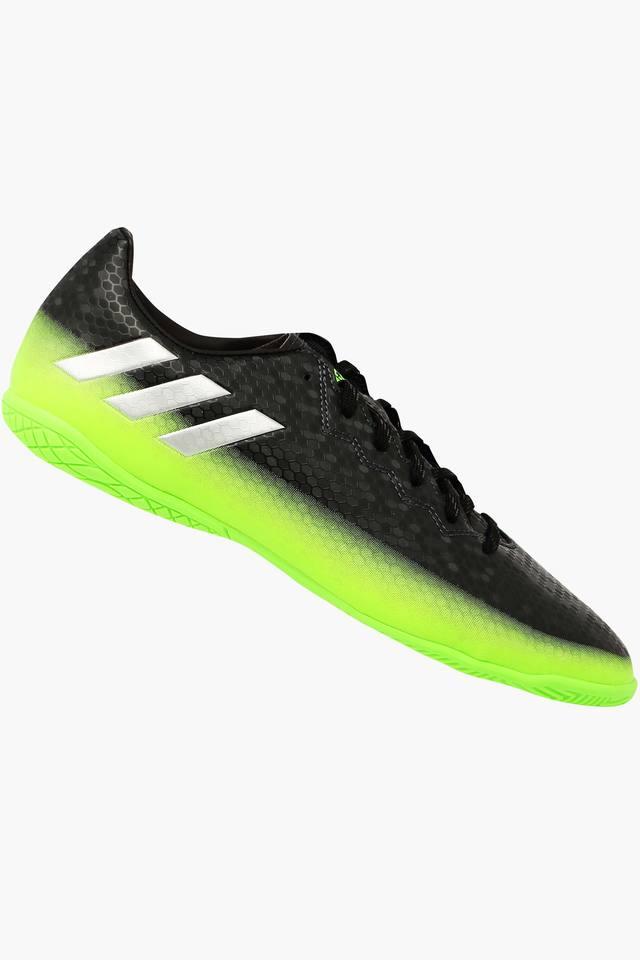 Football deals adidas shoes