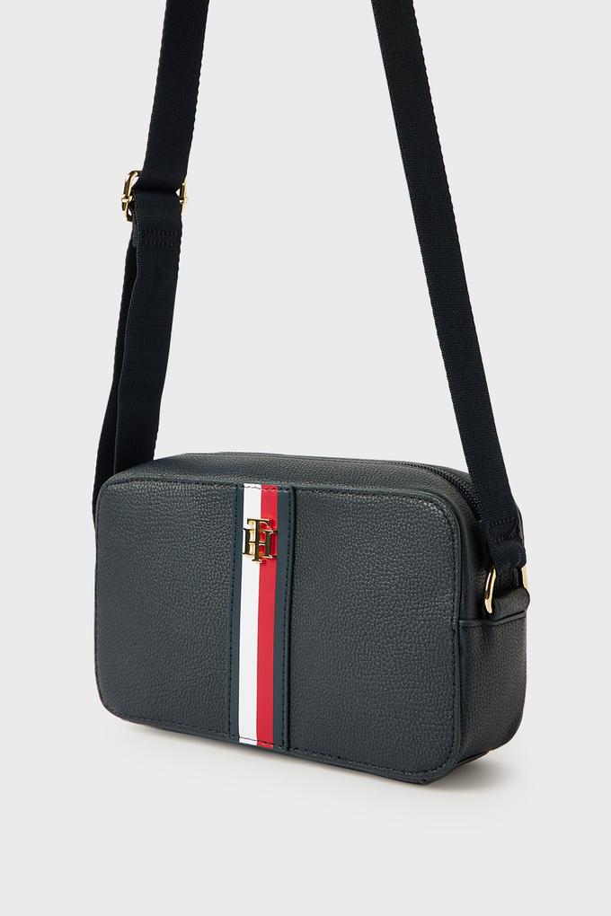 2000s Gucci Navy Canvas Crossbody messenger travel bag – style - CHNGR