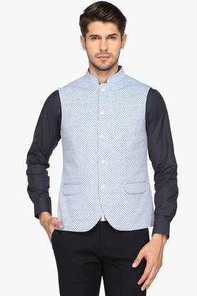 4 Ways To Style The Classy Ethnic Jacket For Men  Styling Nehru Jacket For  Men  Peter England Blogs