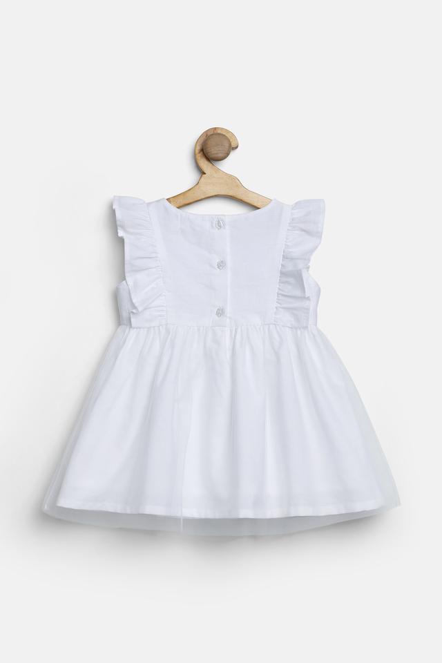 White cotton frock sales for baby girl