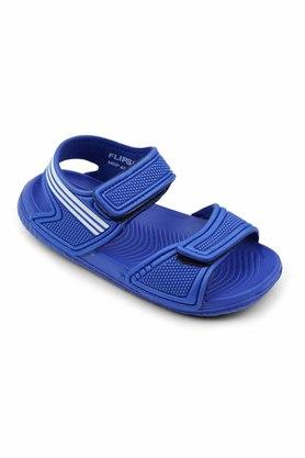 Boys blue flip discount flops