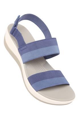 clarks women's sandals online india