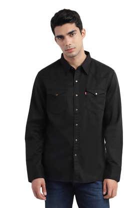 Levis hotsell black tee