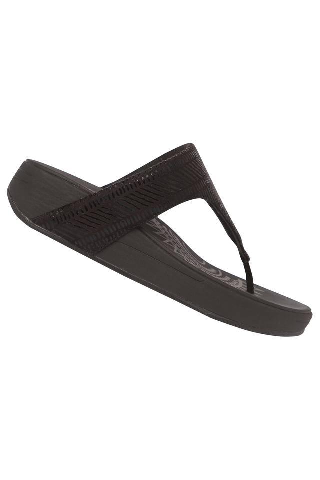 Buy Black Sports Sandals for Women by Skechers Online | Ajio.com