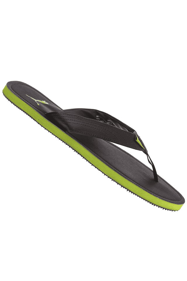 Puma hot sale black slippers