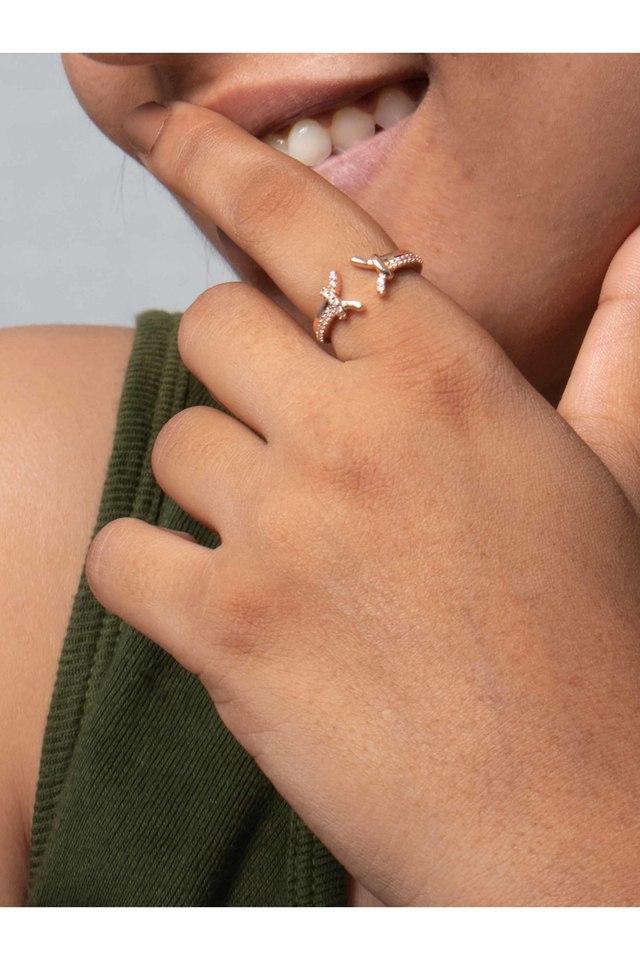 Rose gold hot sale bar ring