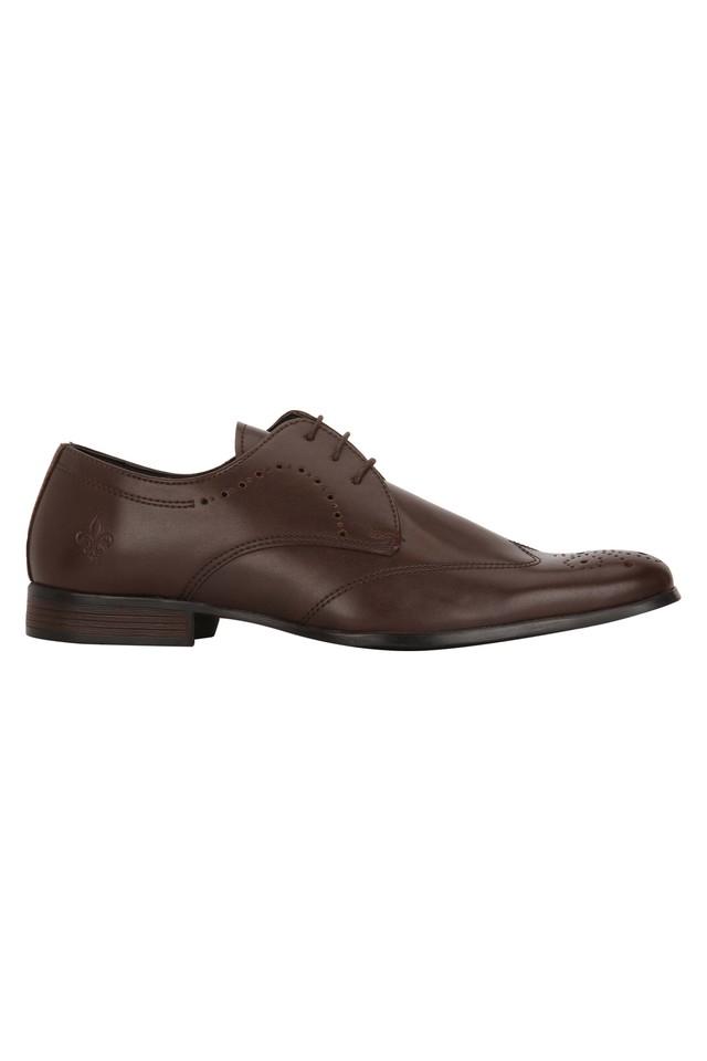 redtape brown shoes