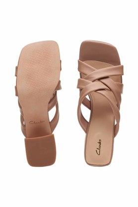 Clarks criss 2025 cross sandals