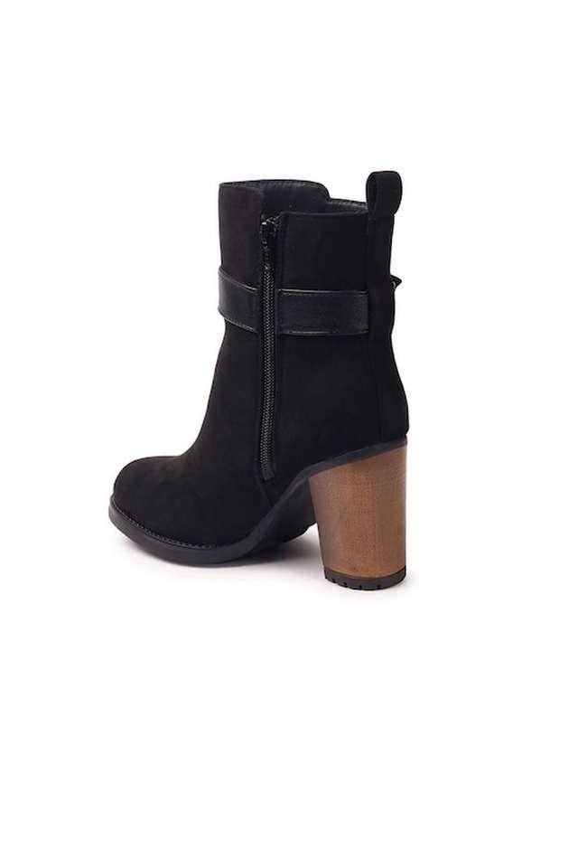 Buy ELLE Black Synthetic Zipper Women s Casual Boots Shoppers Stop