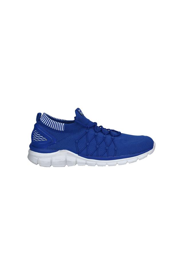 royal blue athletic shoes
