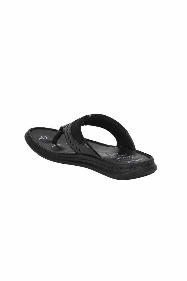 Buy Black Flip Flop & Slippers for Men by Griffin Online