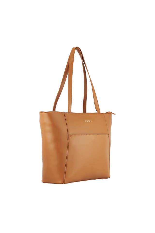 Fastrack store hand bag