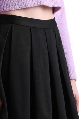 Black skirt shop mid thigh