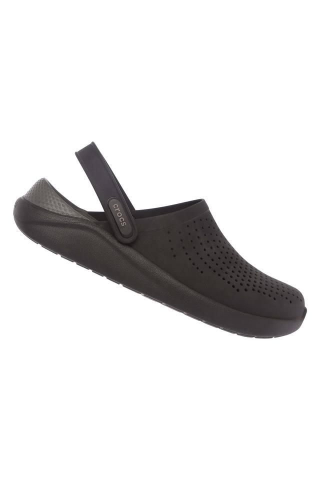 Full on sale black crocs