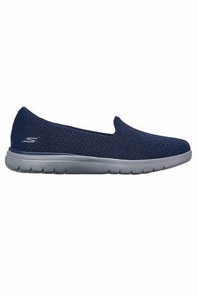 Mesh slip on on sale shoes womens skechers