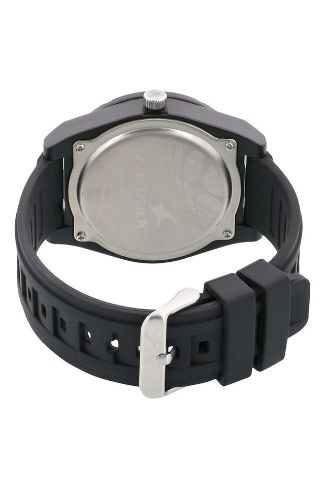 Trendies black dial discount silicone strap watch