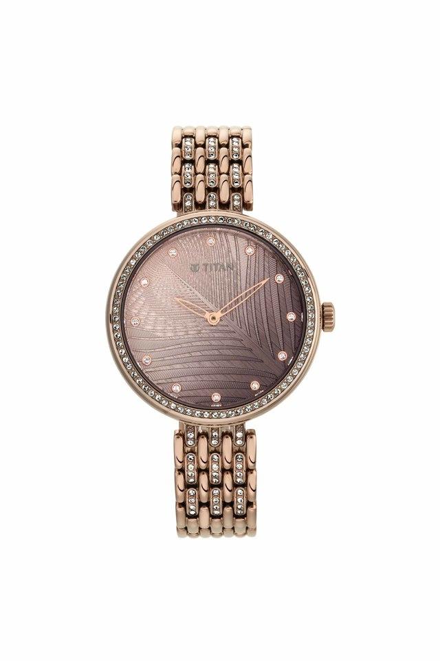 Titan diamond watch new arrivals