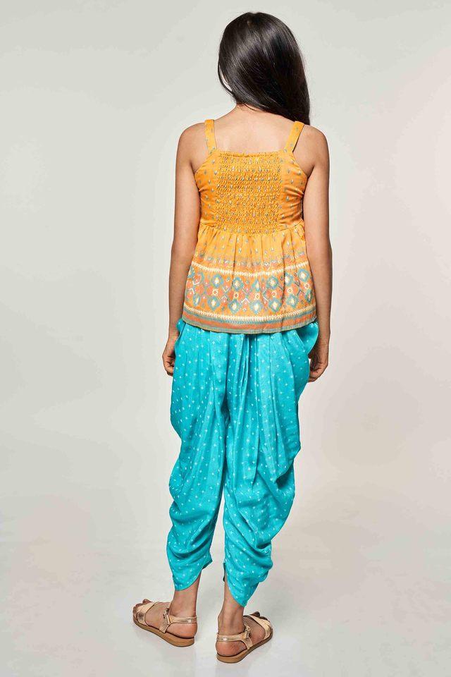 Life of a Desi on X: Desi leggings (churidar) >>> white girl