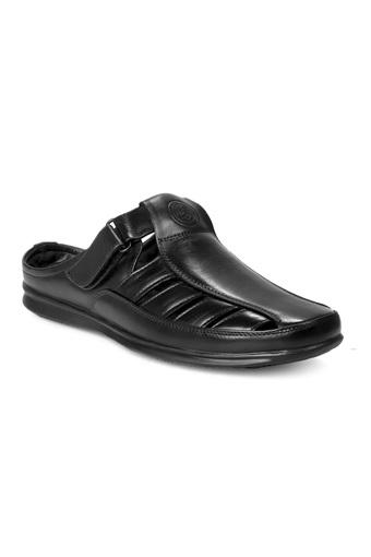 bacca bucci sandals
